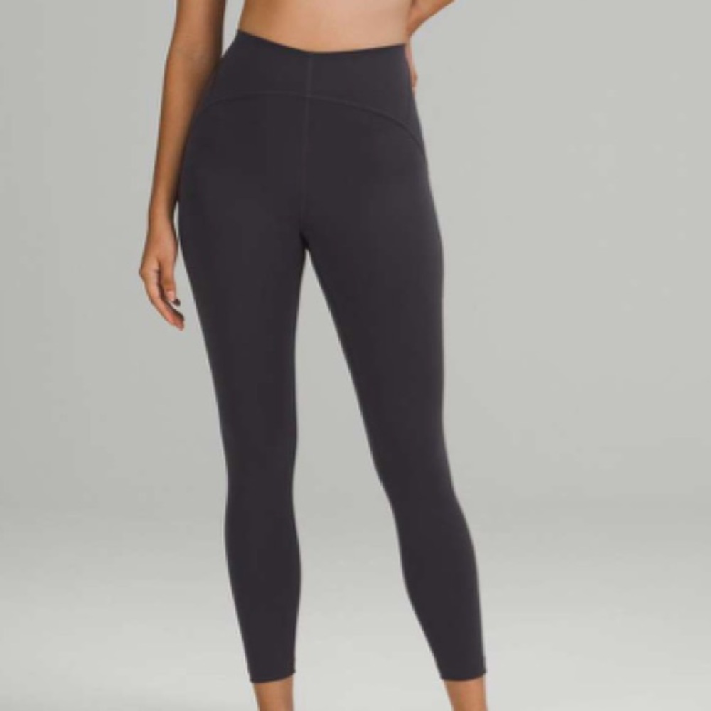 Lululemon Black InStill Legging | Size 10, 25” Inseam